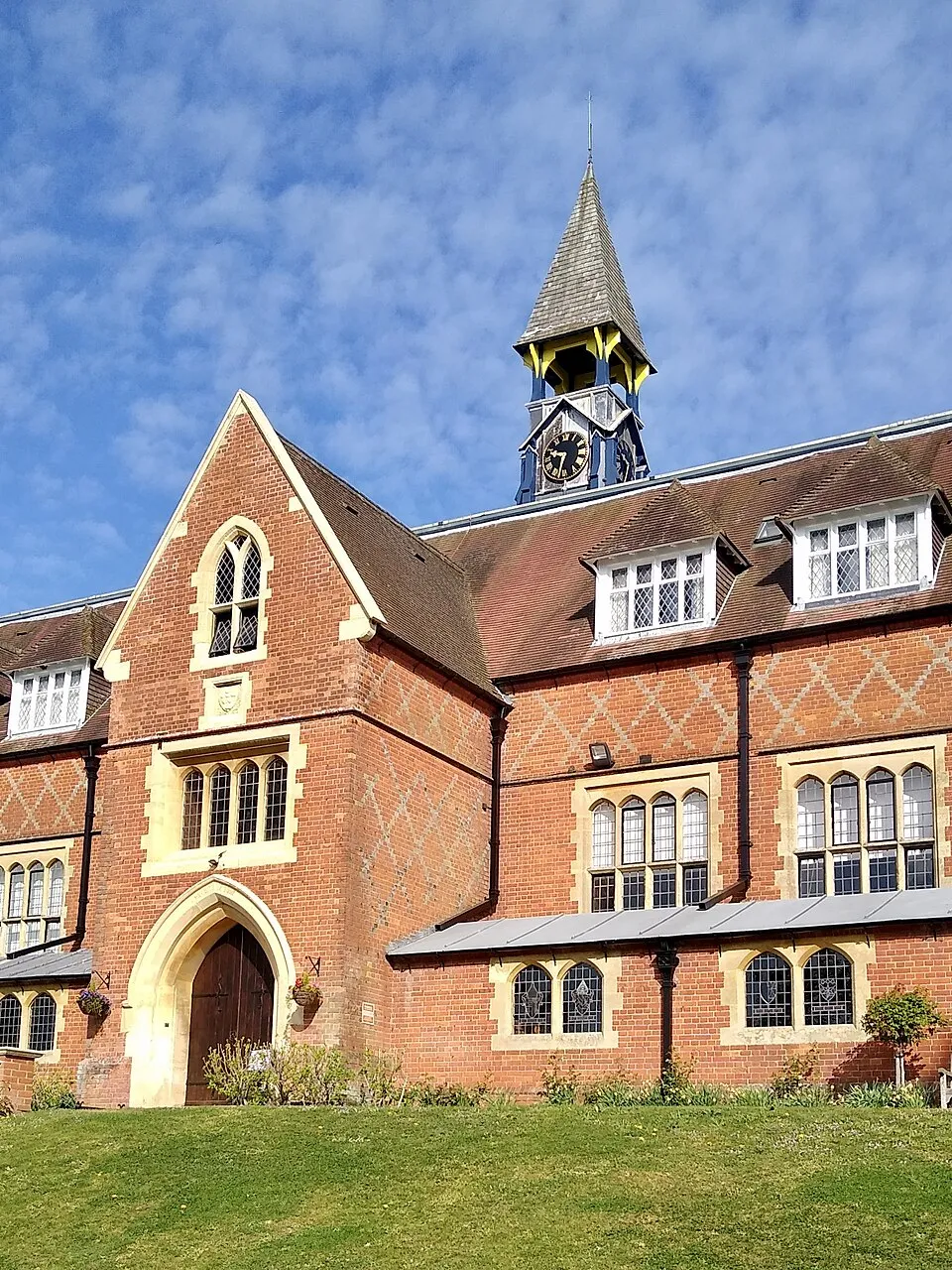 Cranleigh School